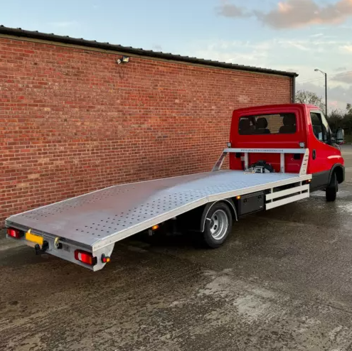 IVECO DAILY 5.2 TONNE RECOVERY TRUCK CAR TRANSPORTER 3.0 180HP