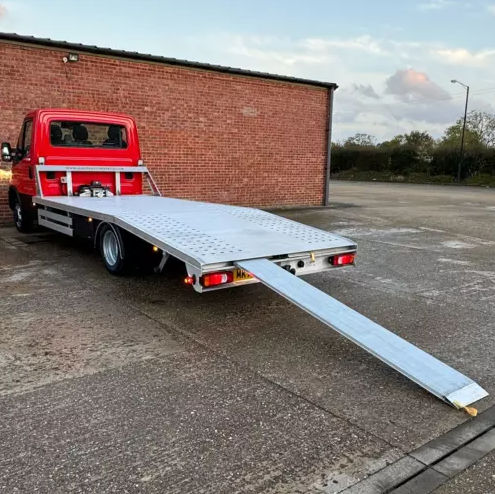 IVECO DAILY 5.2 TONNE RECOVERY TRUCK CAR TRANSPORTER 3.0 180HP