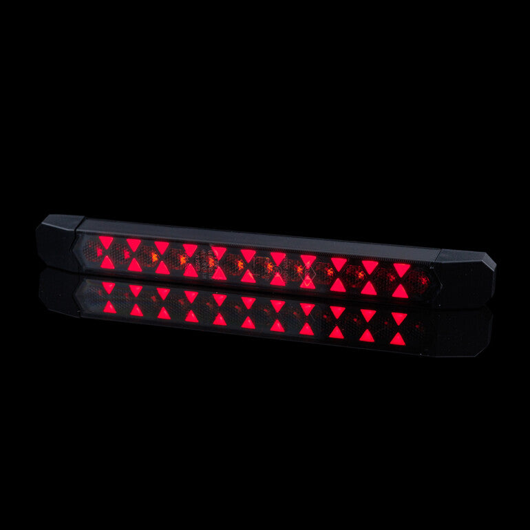 Rear multifunction light with dynamic direction indicator LZD 3141